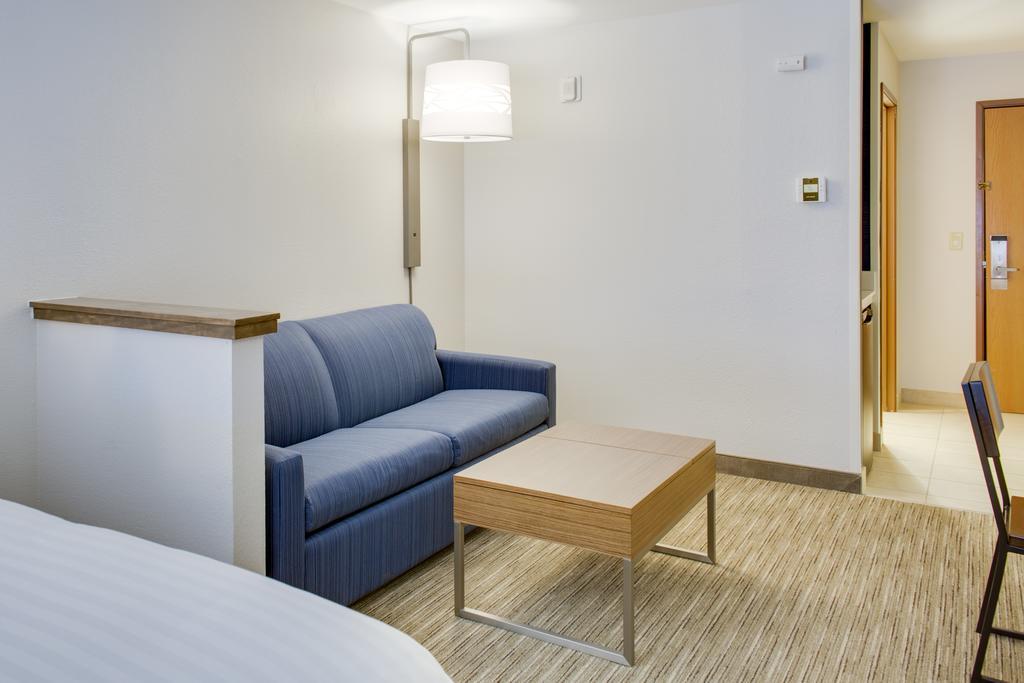 Holiday Inn Express Hotel & Suites Chickasha By Ihg Exterior foto